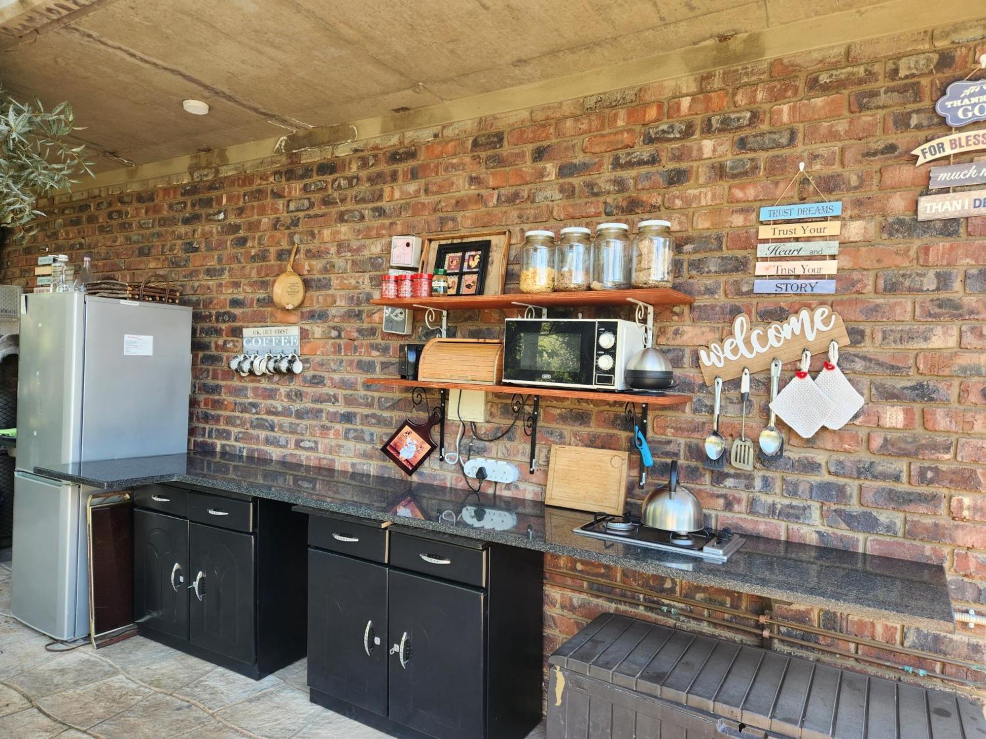 Suikerbosrant Sleep And Go Bed & Breakfast Pretoria Luaran gambar