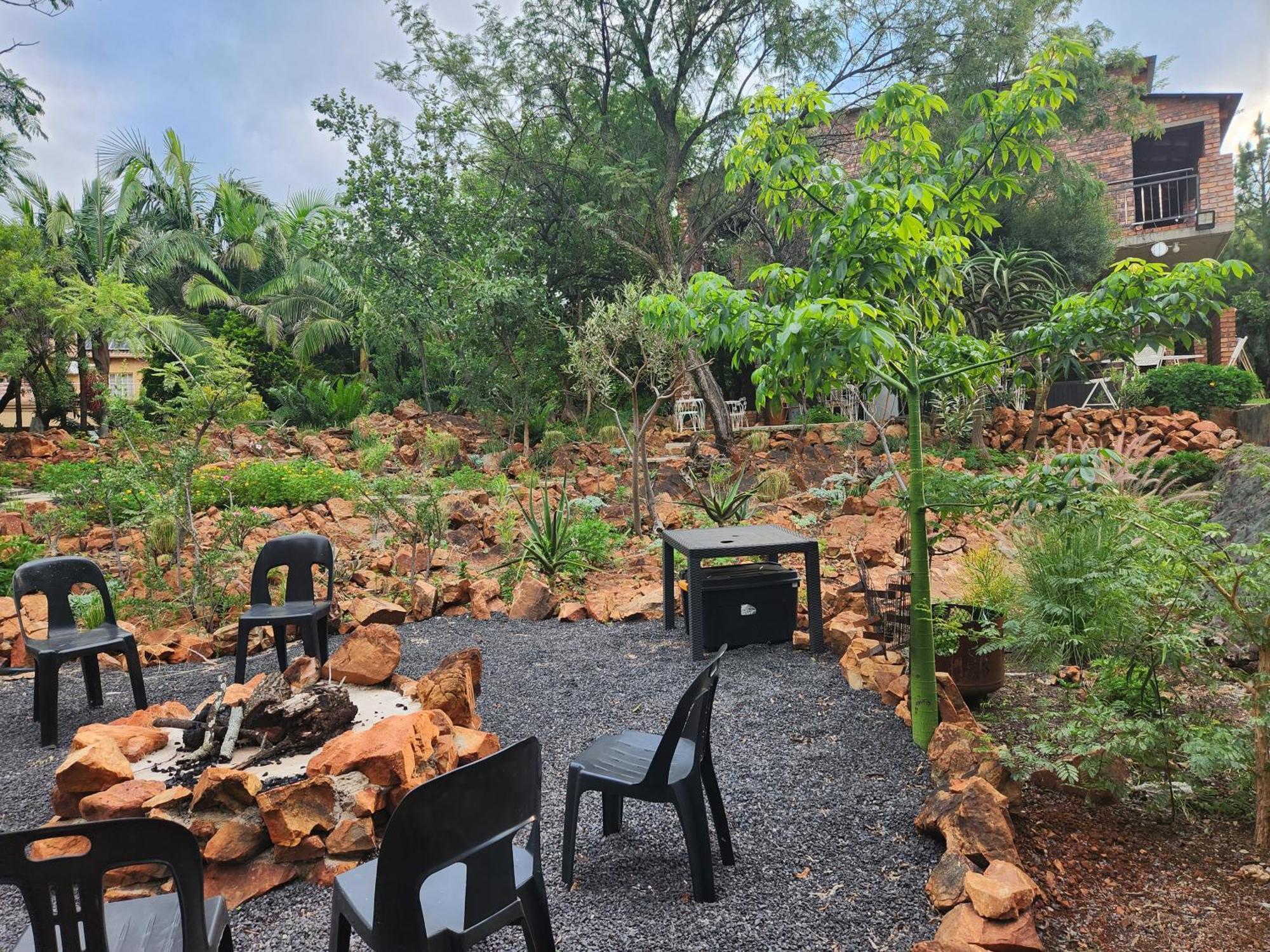 Suikerbosrant Sleep And Go Bed & Breakfast Pretoria Luaran gambar